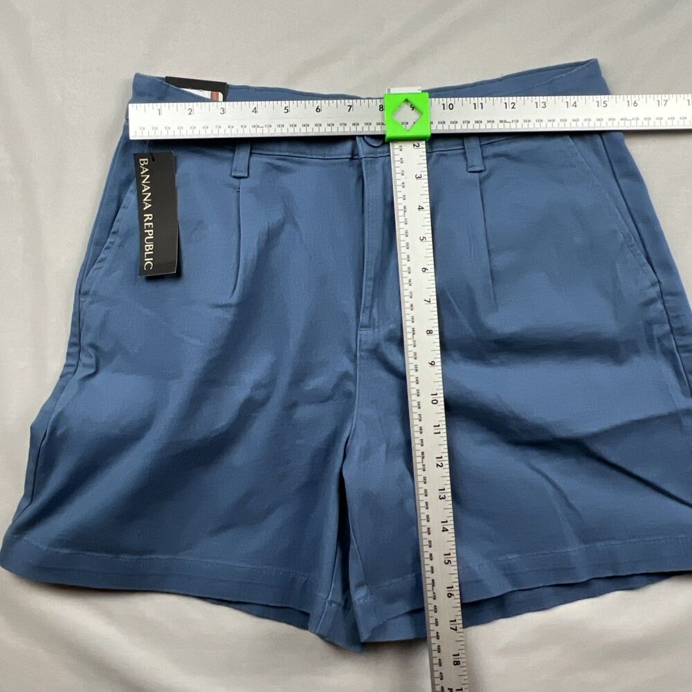 Banana Republic Shorts Size 8 NWT - Picture 2 of 5